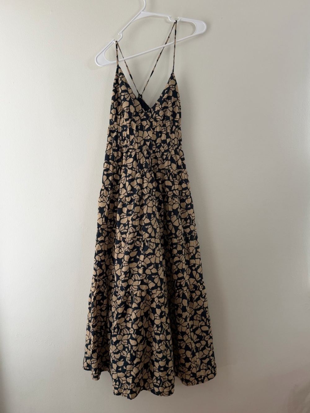 Abercrombie & Fitch Black Maxi Dress with Tan Leaf Print